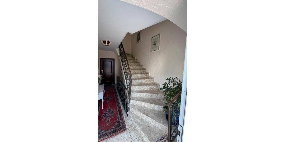 Top Wohnung in ruhiger Lage 3 zimmer