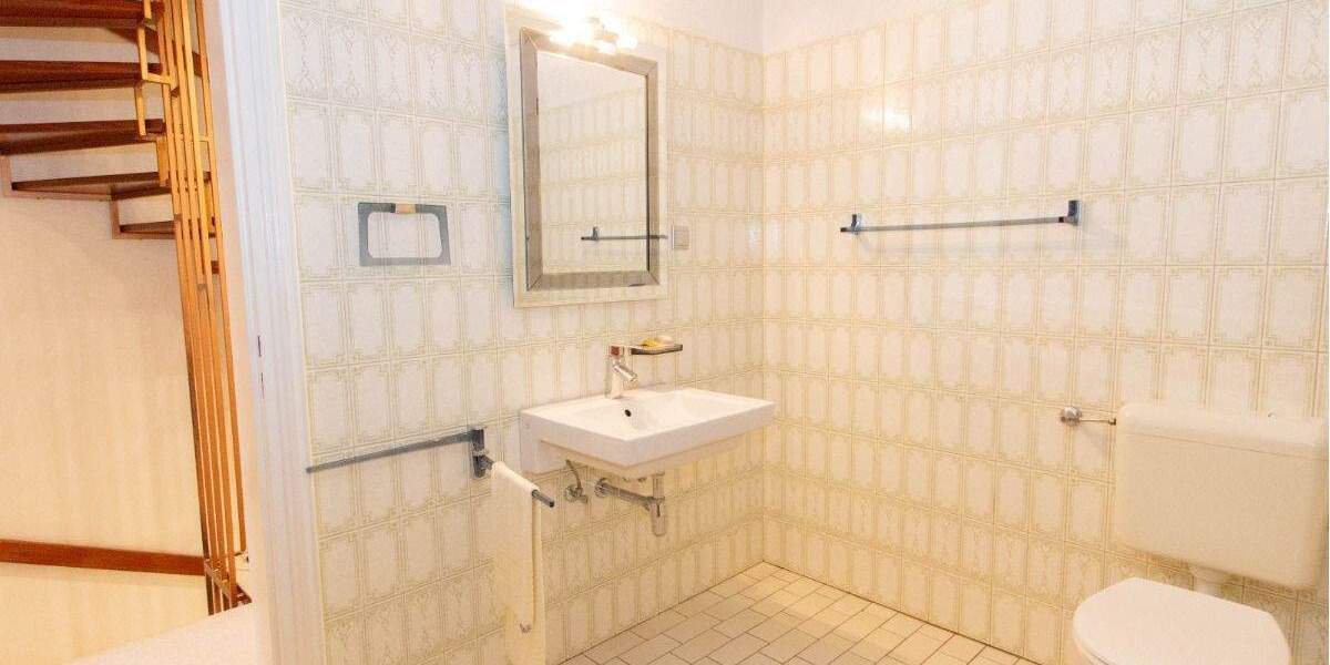 Zentral und dennoch ruhig gelegen #RMH mit Garage 4 zimmer