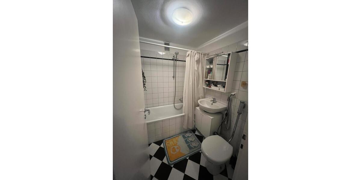 Etagenwohnung Essen Stadtbezirk II - 2 Zimmer, 51 m&sup2;, 750&euro; | Angebot:25780052