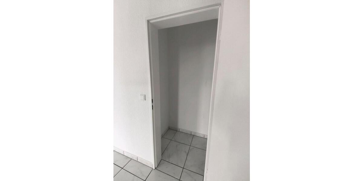 Etagenwohnung Erkrath - 4 Zimmer, 103 m&sup2;, 280.000&euro; | Angebot:26497440