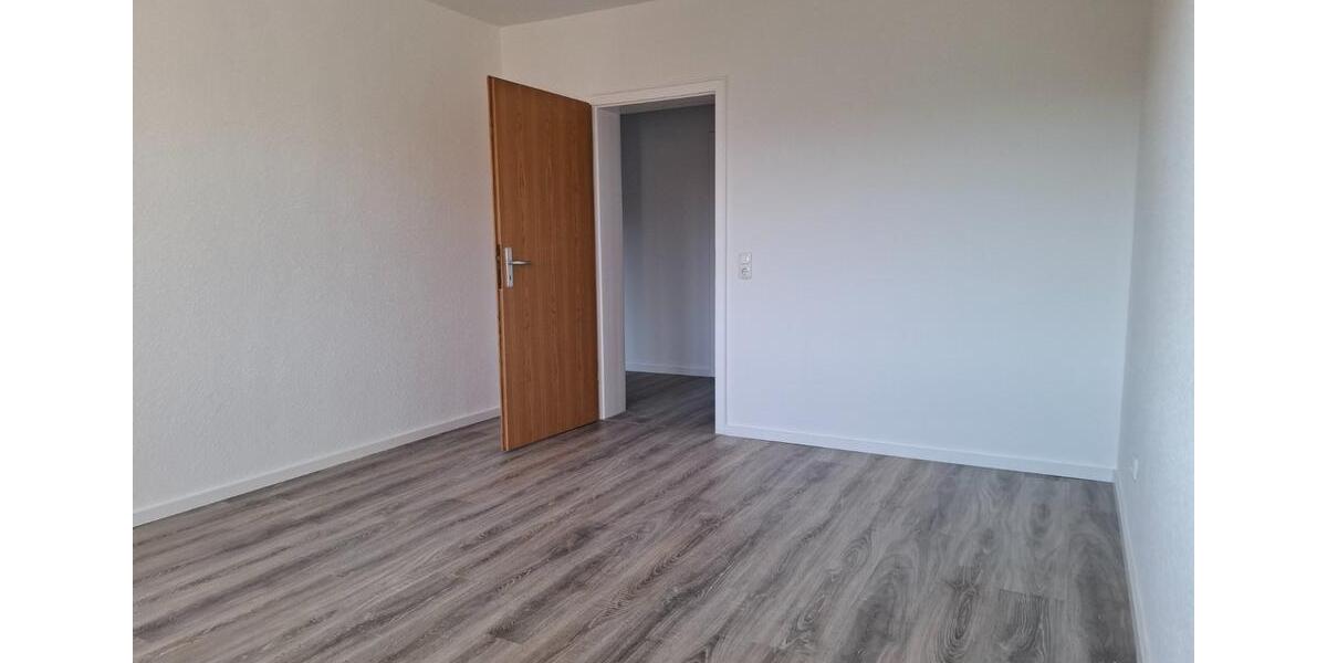 Etagenwohnung Duisburg Mittelmeiderich - 3 Zimmer, 78 m&sup2;, 790&euro; | Angebot:25868112