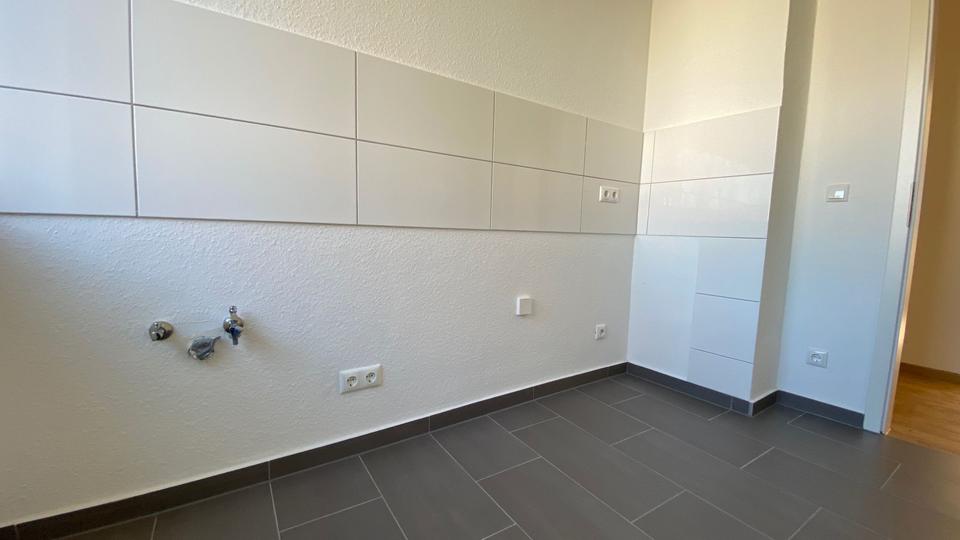 *** Riskieren Sie einen Blick! Charmante Altbauwohnung mit Duschbad! *** 3 zimmer