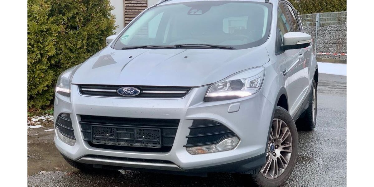 Ford Kuga 135.419 km 6.500 &euro; Gelsenkirchen 45884