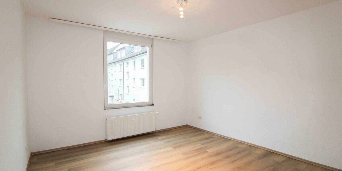Etagenwohnung Essen Steele - 4 Zimmer, 102 m&sup2;, 135.000&euro; | Angebot:26703670