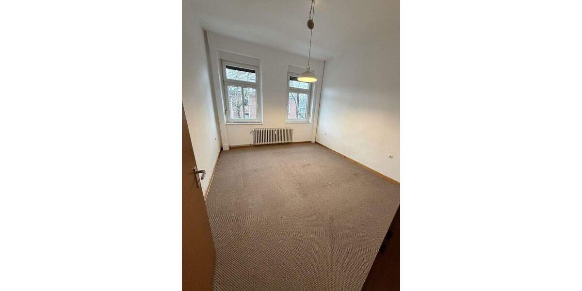 Etagenwohnung Duisburg Untermeiderich - 3 Zimmer, 83 m&sup2;, 500&euro; | Angebot:25836320