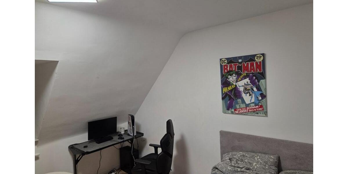 Dachgeschoßwohnung Gladbeck Brauck - 3.5 Zimmer, 930 m&sup2;, 930&euro; | Angebot:25838689