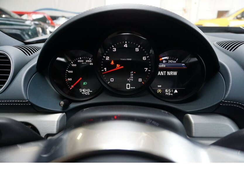 Porsche Cayman 718 Leder Bose Kamera 20´ Sportsitze Plus 54.642 km 32.900 € Wuppertal 42327