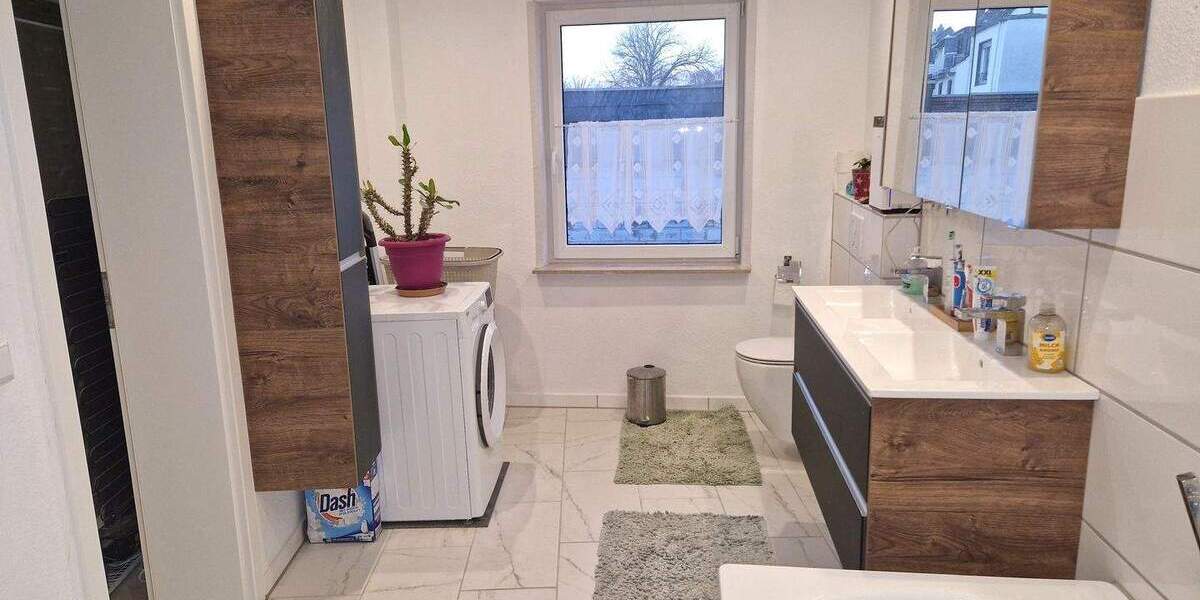 Doppelhaushälfte Duisburg Alt-Homberg - 5 Zimmer, 143 m&sup2;, 290.000&euro; | Angebot:25779432