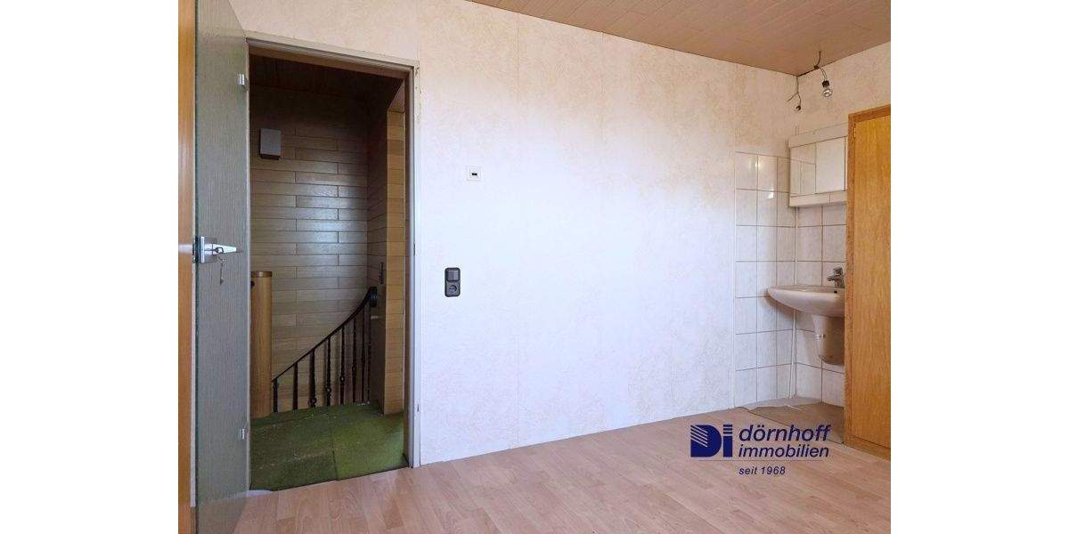 Reihenmittelhaus Dortmund / Dorstfeld Dorstfeld - 7 Zimmer, 139 m&sup2;, 390.000&euro; | Angebot:24470342