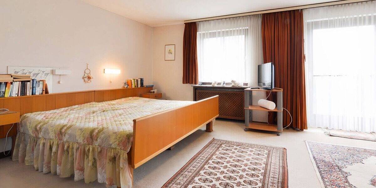 Einfamilienhaus Moers Vennikel - 9 Zimmer, 319 m&sup2;, 699.000&euro; | Angebot:23954877