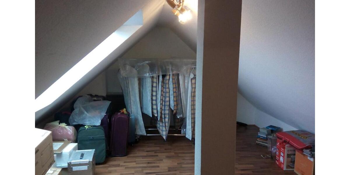 Außergewöhnliche 4,5-Zimmer Wohnung mit beheizter Nutzfläche im S 4.5 zimmer