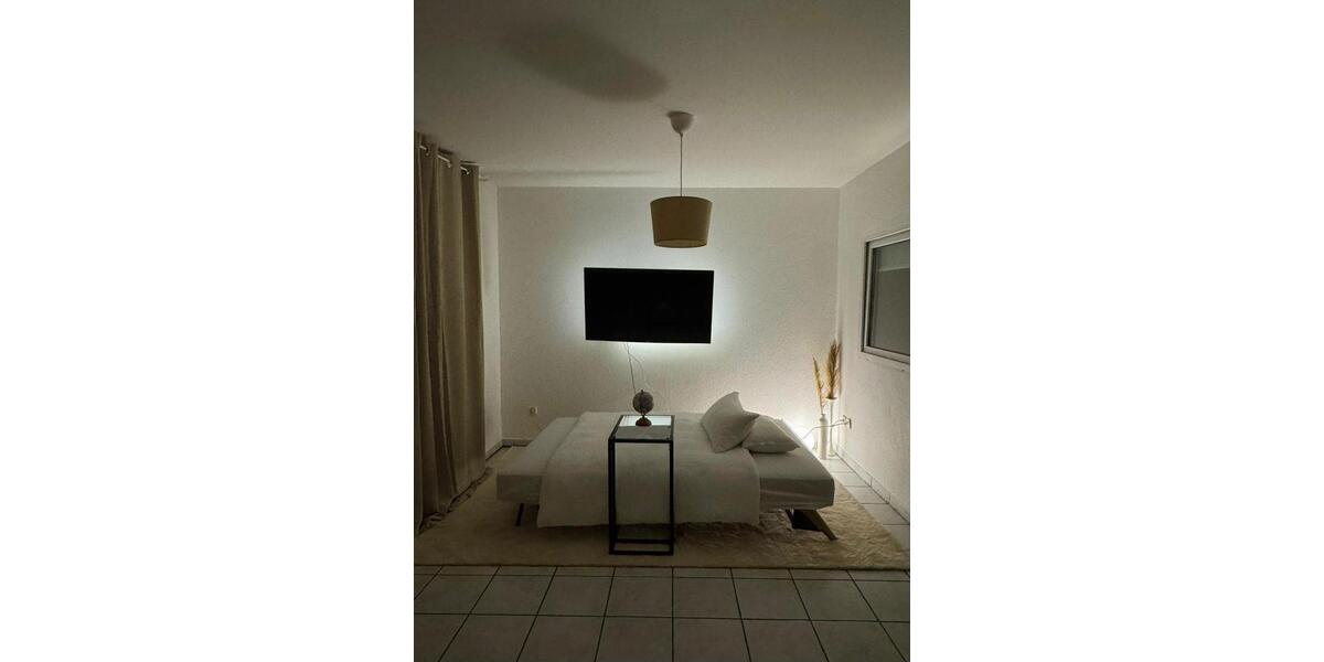 Etagenwohnung Duisburg Huckingen - 1 Zimmer, 40 m&sup2;, 720&euro; | Angebot:25834698