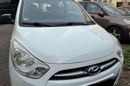 Hyundai i10 87.332 km 4.450 &euro; Essen 45131