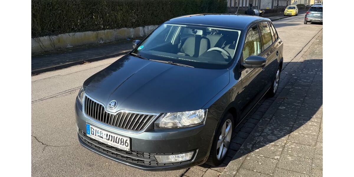 Skoda Rapid 142.000 km 7.700 &euro; Duisburg 47229