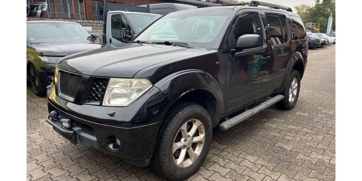 Nissan Pathfinder 238.000 km 3.900 &euro; Bochum 44793