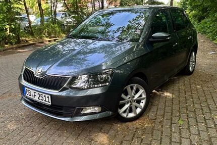 Skoda Fabia 98.000 km 8.300 &euro; Oberhausen 46119