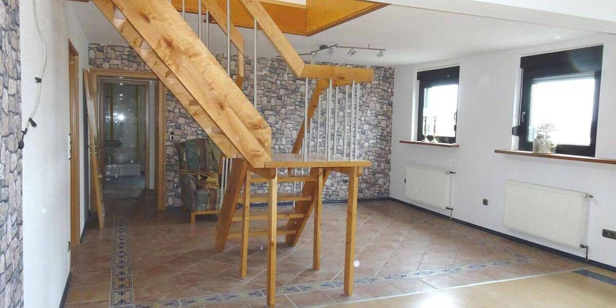 Etagenwohnung Bottrop Eigen - 4 Zimmer, 140 m&sup2;, 1.050&euro; | Angebot:26787430