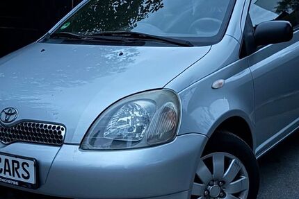 Toyota Yaris 173.000 km 1.999 € Wuppertal 42283