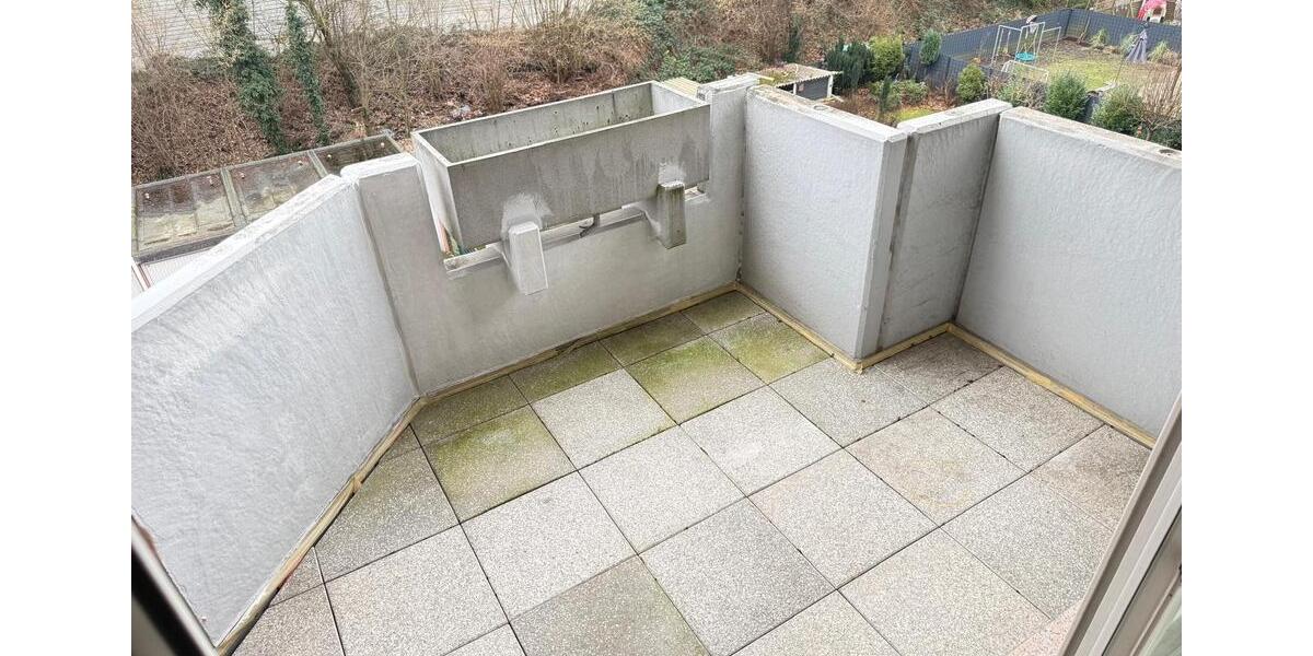 2,5-Zimmer - DG -Wohnung mit Balkon ohne Kinderzimmer in Herne 2 zimmer