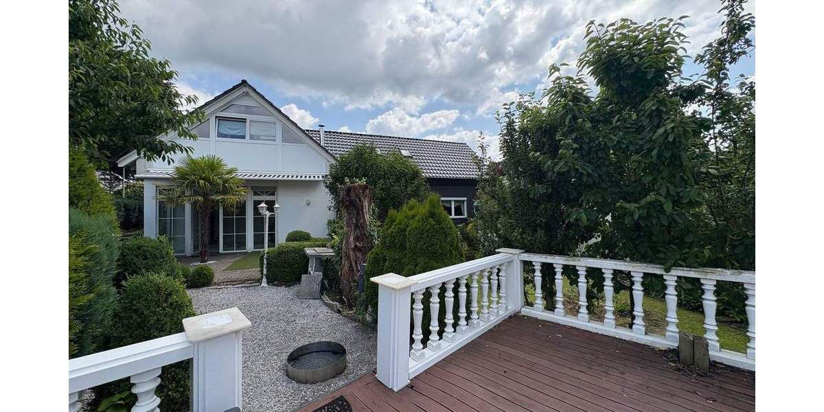 Einzigartiges 2-Familienhaus mit Charme und sonnigen Garten 5 zimmer