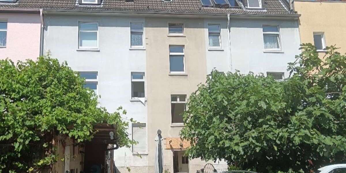 Haus zum Kaufen in Essen 569.950 € 465 m² 24 zimmer