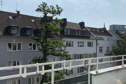 Wohnung zum Kaufen in Düsseldorf 299.000 € 67 m²