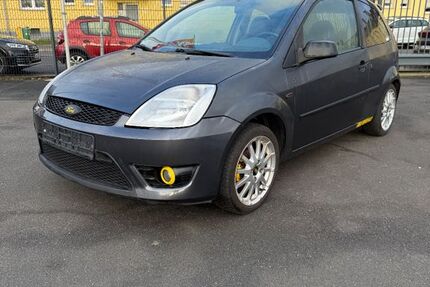 Ford Fiesta 167.584 km 1.899 &euro; Oberhausen 46049