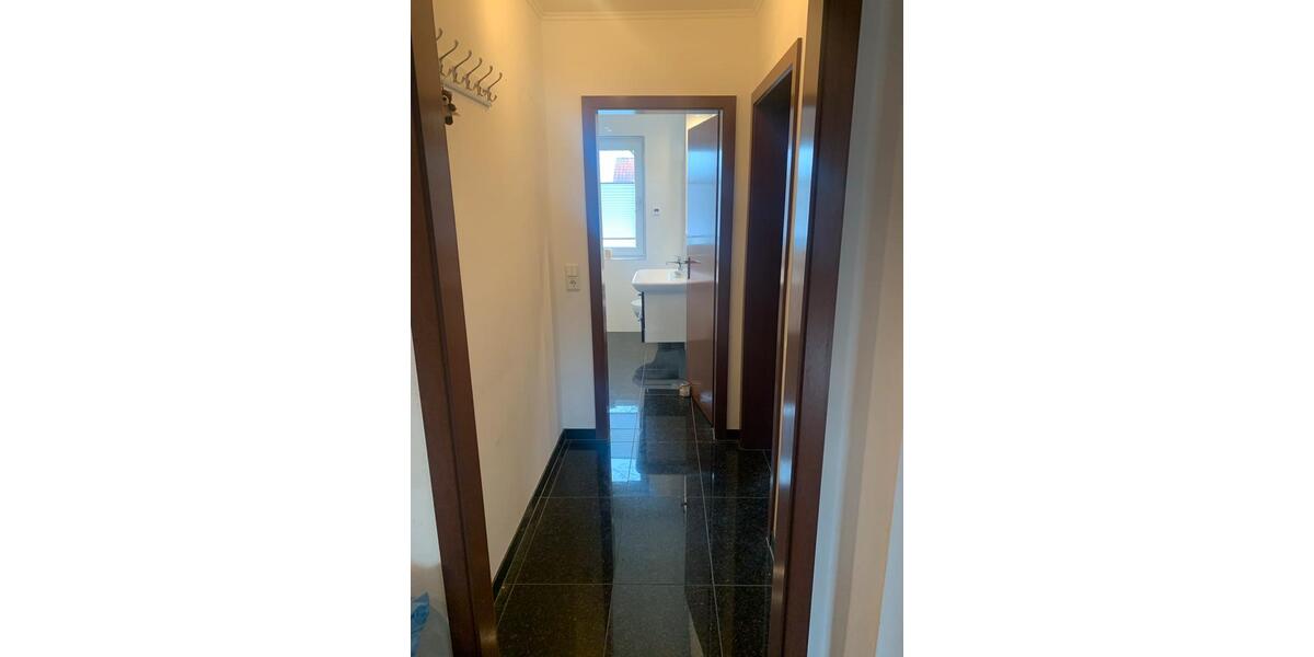 Ohne Provision!Top renovierte zentral gelegene Eigentumswohnung 3 zimmer