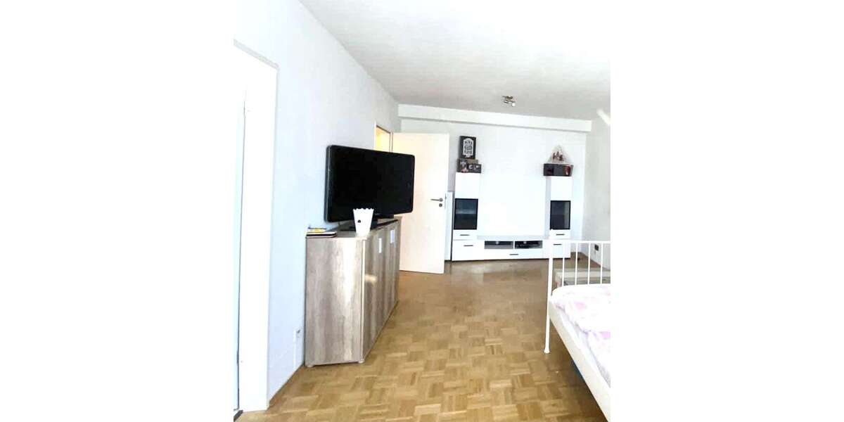 Etagenwohnung Essen Stadtbezirk III - 1 Zimmer, 33 m&sup2;, 375&euro; | Angebot:26939944
