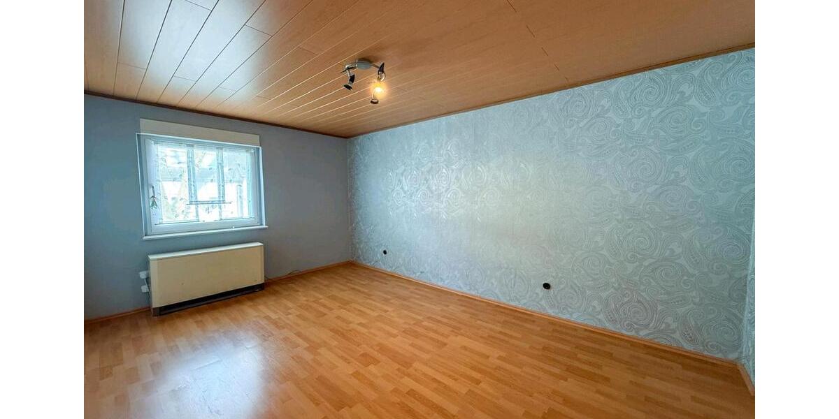 Reihenhaus Duisburg Hamborn - 5 Zimmer, 184 m&sup2;, 325.000&euro; | Angebot:27457386