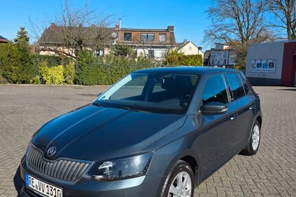 Skoda Fabia 103.000 km 8.900 &euro; Marl 45768