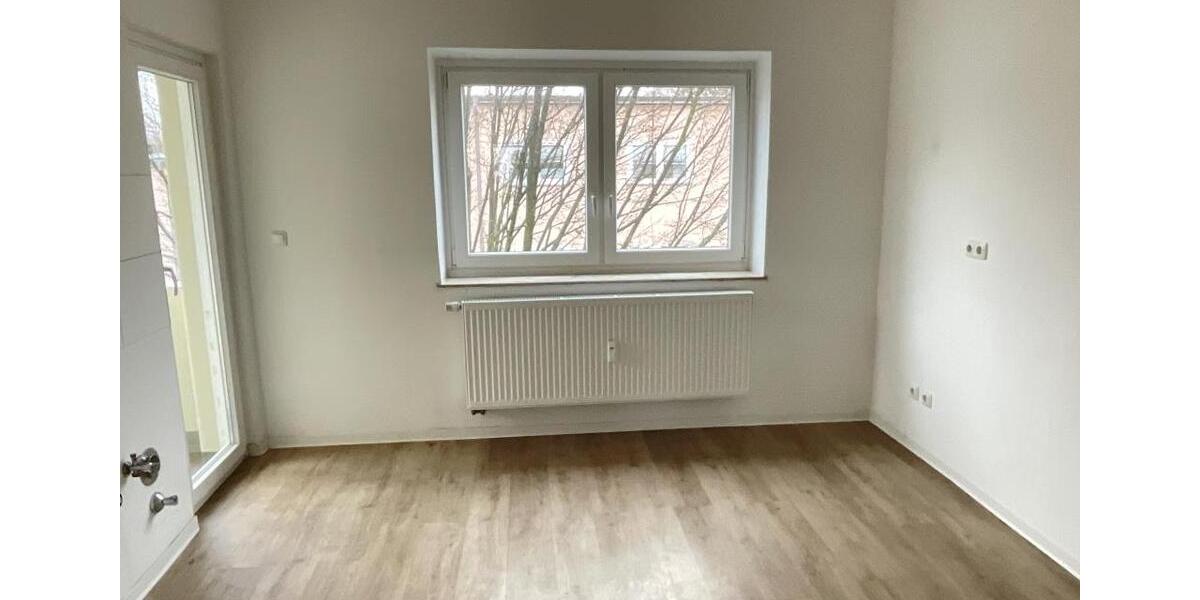 Etagenwohnung Duisburg Duisburg-Mitte - 3 Zimmer, 75 m&sup2;, 609&euro; | Angebot:26652159