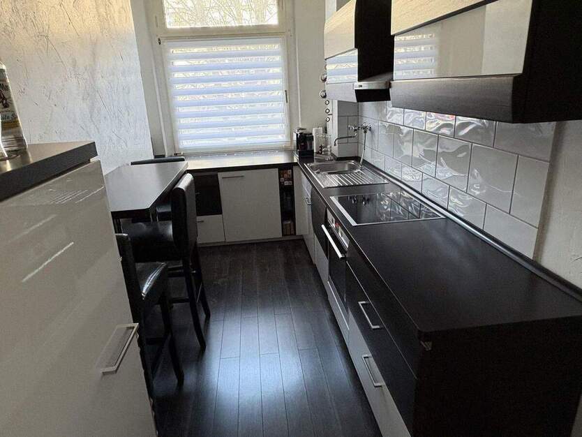 Bilk: Moderne Wohnung mit Einbauküche und frz. Balkon - perfekt angebunden 2 zimmer