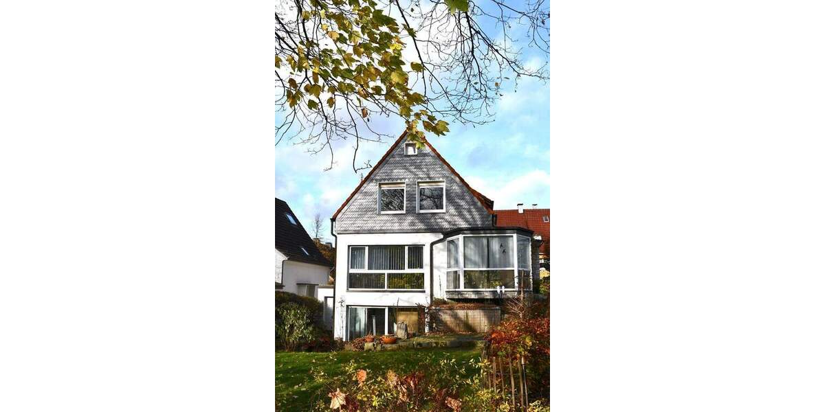 Raum trifft Natur - Großes Einfamilienhaus mit Gartenidylle 6 zimmer