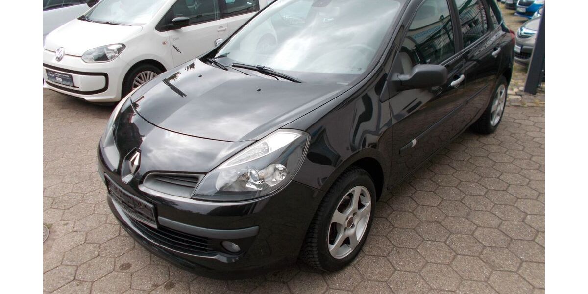 Renault Clio 176.000 km 3.000 &euro; Bochum 44809