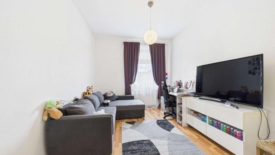 Renditestarkes Paket ca. 6 % - Vier Wohnungen in einem Haus. zimmer