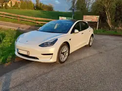 Tesla Model 3 46.700 km 30.500 &euro; Essen 45289
