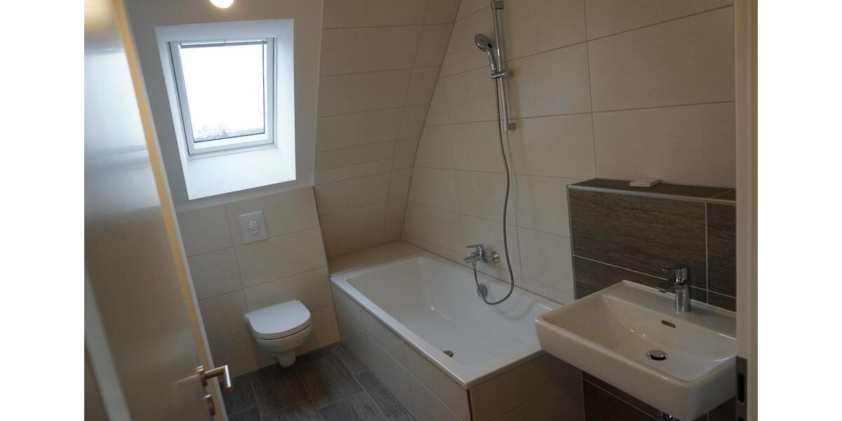 Reihenhaus Hattingen Blankenstein - 4 Zimmer, 110 m&sup2;, 1.400&euro; | Angebot:26409449