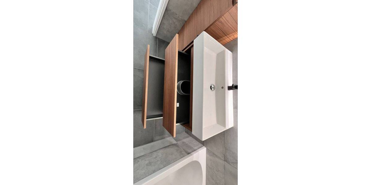 Etagenwohnung Mettmann - 3 Zimmer, 77 m&sup2;, 1.000&euro; | Angebot:26916758