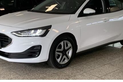 Ford Focus 30.000 km 15.750 &euro; Wuppertal 42329