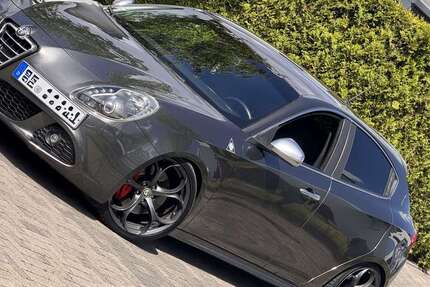 Alfa Romeo Giulietta 299.800 km 7.200 &euro; Gelsenkirchen, Stadt 45881