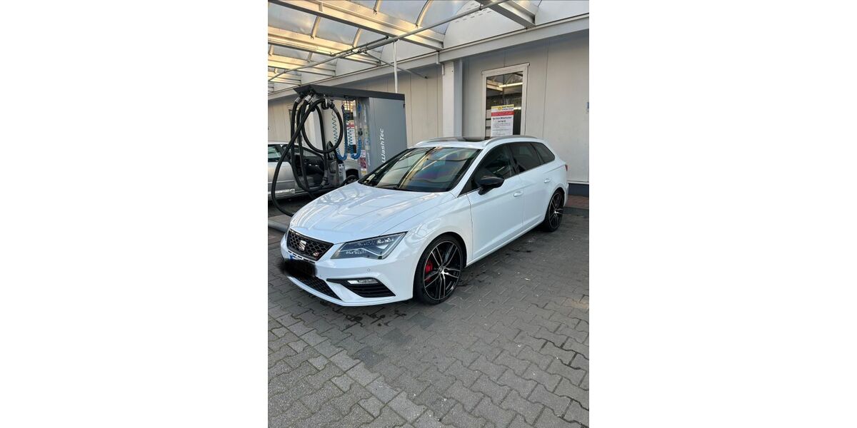 Seat Leon 98.700 km 22.000 &euro; Wuppertal 42279