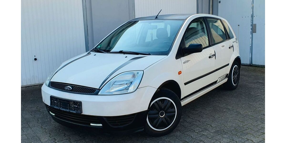 Ford Fiesta 95.823 km 1.990 &euro; Duisburg 47055