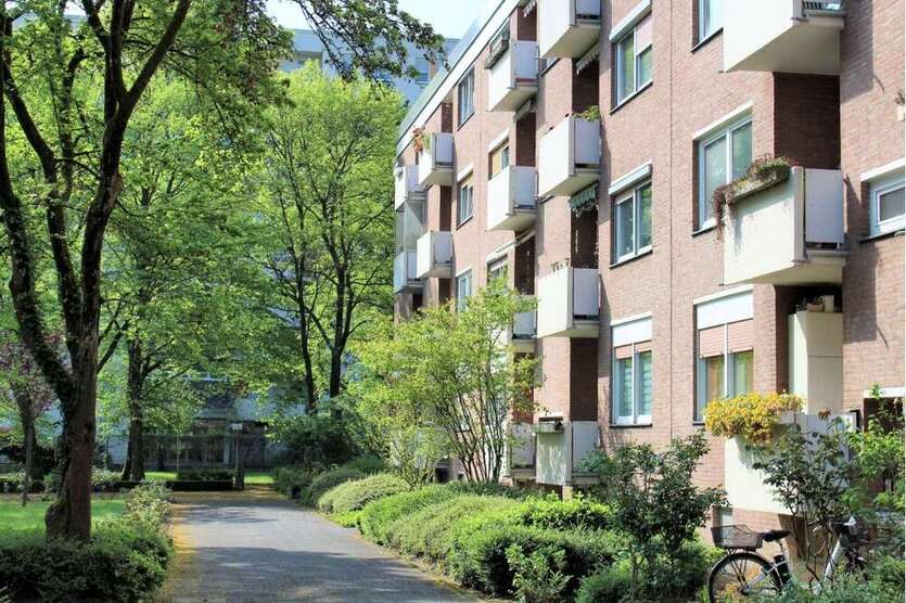 Wohnung zum Kaufen in Düsseldorf 184.000 € 69 m²