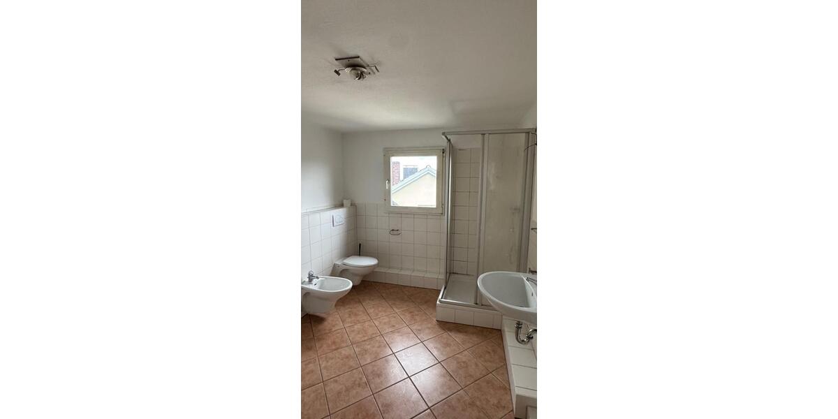 Dachgeschoßwohnung Witten - 3 Zimmer, 112 m&sup2;, 896&euro; | Angebot:25805545