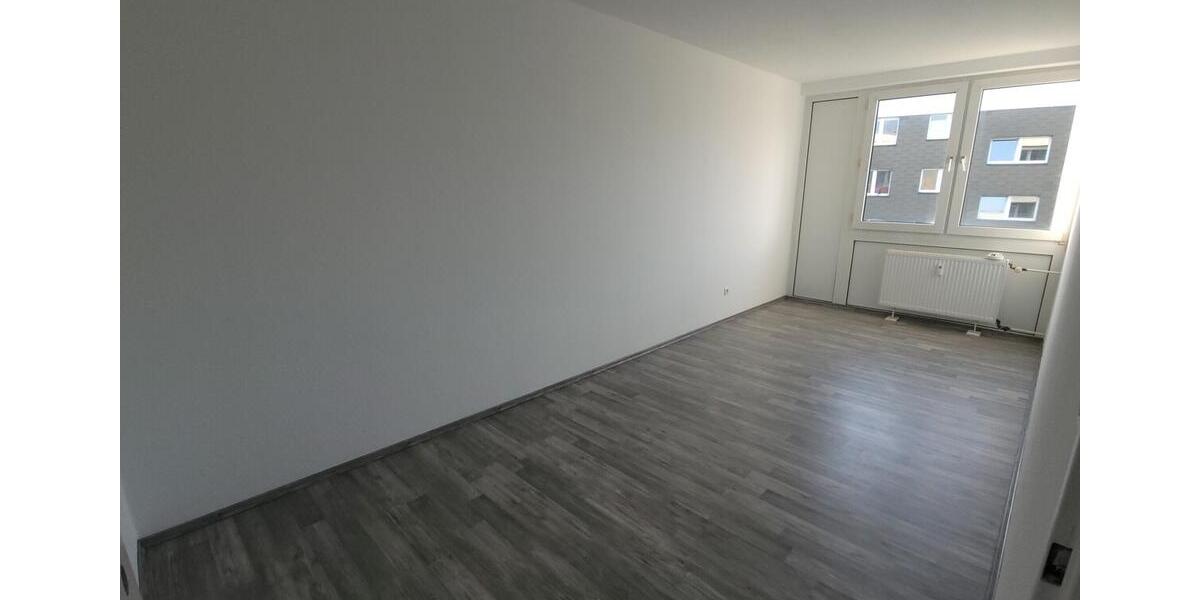 Renovierte 3-Zi-Wohnung im 2.OG in gefragter und Wohnanlage Ruhrhöhe - ideal für Paare und kl. Fam. 3 zimmer