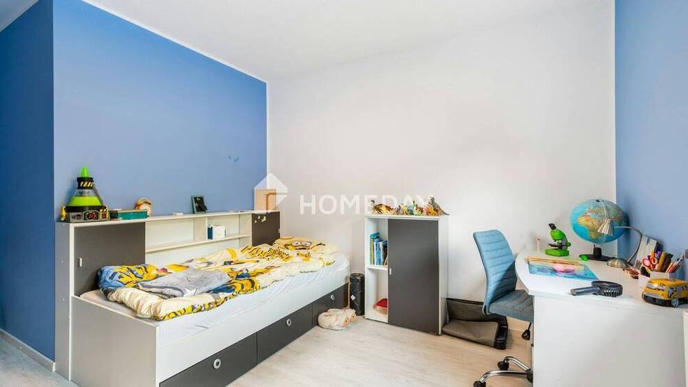 Zwei exklusive Einfamilienhäuser mit Pool, Sauna und außergewöhnlicher Ausstattung