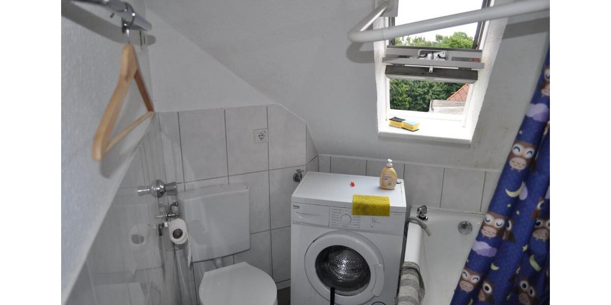 Dachgeschoßwohnung Bochum Bochum-Mitte - 2.5 Zimmer, 50 m&sup2;, 325&euro; | Angebot:25809194