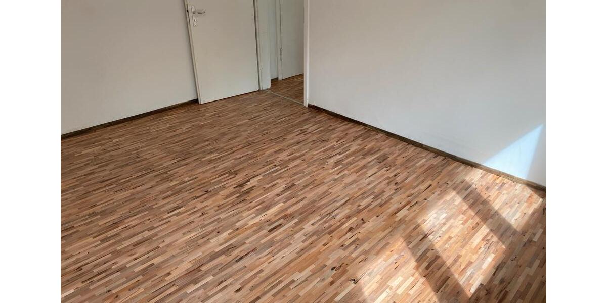 Etagenwohnung Duisburg Mittelmeiderich - 2 Zimmer, 36 m&sup2;, 54.500&euro; | Angebot:26885313