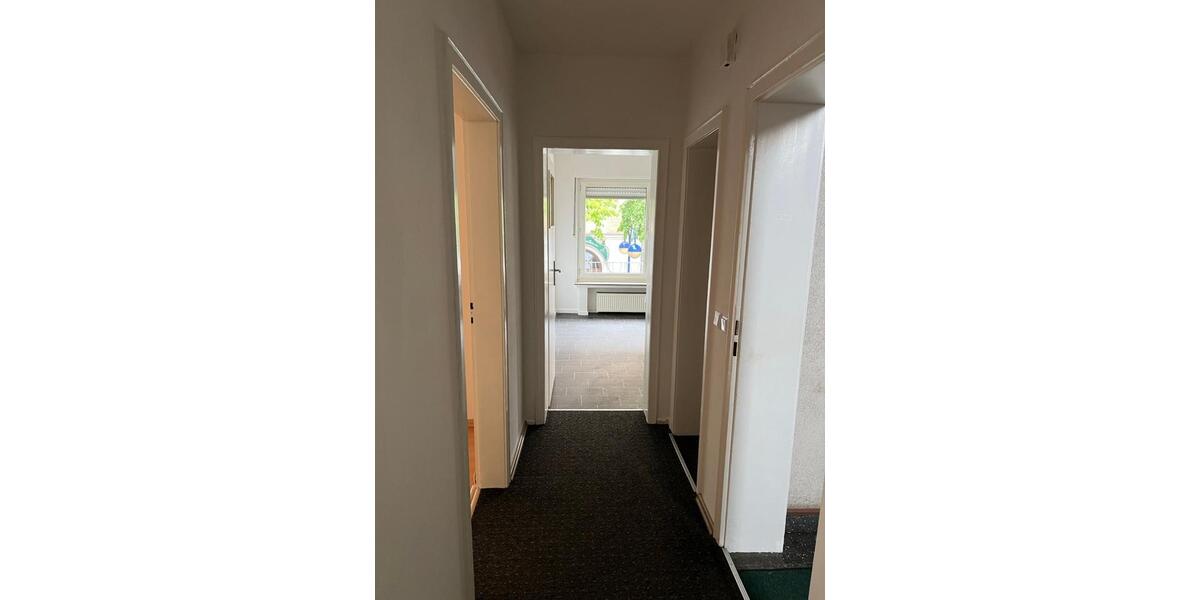 Etagenwohnung Duisburg Essenberg - 2 Zimmer, 65 m&sup2;, 380&euro; | Angebot:25809449